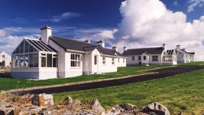 Unclassified image, 5 of 17, button - Downings Coastguard Cottages - Type A (Downings)