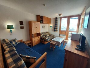 Living area - Resort center, 3rd floor, view ski slopes, balcony, 20m², La Plagne (La Plagne)