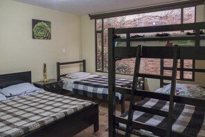 6 Schlafzimmer, Bügeleisen/Bügelbrett, WLAN, Bettwäsche