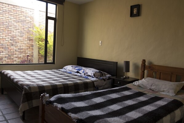 6 Schlafzimmer, Bügeleisen/Bügelbrett, WLAN, Bettwäsche