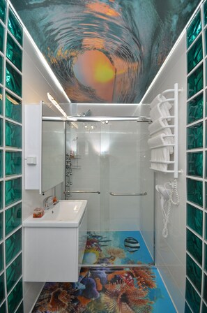 Hair dryer, towels, toilet paper - Apartments Vip class with exclusive design. Center city. Good view in Odessa ! (Prymorsk Raion)