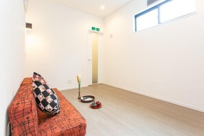 Interior - ~ Momo Lee Sakura Umekoji 1 MAX 5PPL near KYOTO STATION ~ (京都市)