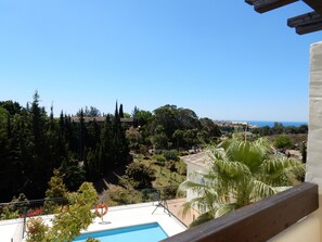 Property grounds - 2 Bed Apartment with A/C and Pool (Arroyo de la Miel)