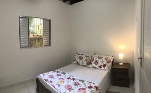 4 bedrooms, free WiFi, bed sheets
