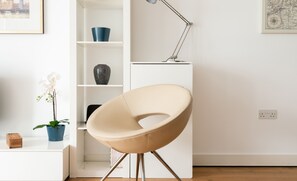 Interior - Fabulous 3 Bed 2 Bath Westminster near Victoria Station, central London (London)