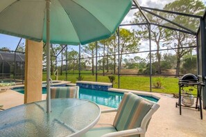 A heated pool - Southern Dunes-South Facing Pool and Spa-Golf Course View (Haines City)