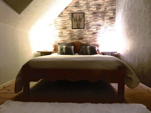 3 makuuhuonetta, äänieristys, silitysrauta/-lauta, ilmainen Wi-Fi