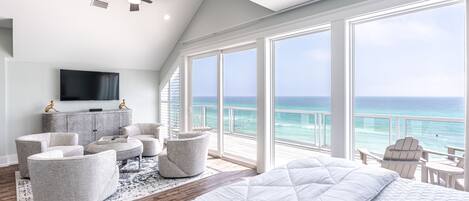 10 室のベッドルーム、アイロン / アイロン台、WiFi (無料)、ベッドシーツ