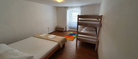 1 soveværelse, strygejern/strygebræt, gratis Wi-Fi