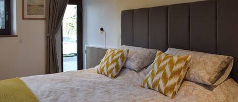 2 chambres, Wi-Fi gratuit, draps fournis