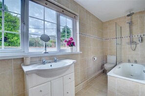 Hair dryer, towels - 3 Bed in Lynton (oc-keepba) (Ilkerton)