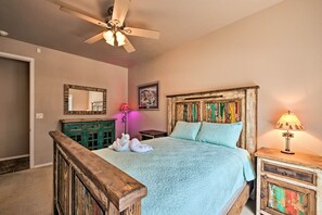 3 slaapkamers, een bureau, een strijkplank/strijkijzer, internet