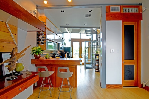 Tensas Tower on the Teche | Downtown New Iberia