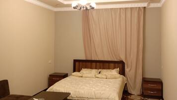 Classic Double Room, Mountain View | Individually decorated, individually furnished, iron/ironing board