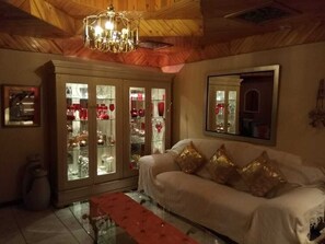 Interior - Reemaros For Your Perfect Rest And Relaxation (Margate)