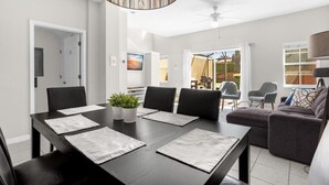 Interior - 3 Bedrooms / 2.5 Bathrooms / Encantada (3091 YL) (Kissimmee)