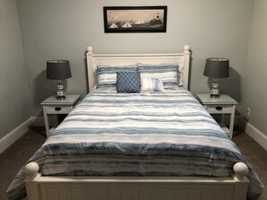 4 habitaciones, tabla de planchar con plancha, cuna de viaje y wifi 