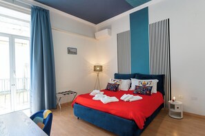 Comfort Double Room (Ischia) | Egyptian cotton sheets, premium bedding, down comforters, pillowtop beds - Antica Dimora Deluxe (Naples)