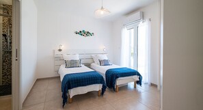 2 bedrooms, iron/ironing board, travel crib, free WiFi
