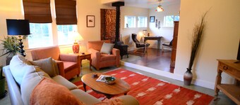 College District Art House * Patio * Gå til sentrum * soveplass til 5