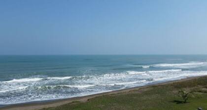 Comodo y centrico departamento (Julio)