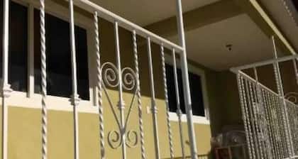 Comodo y centrico departamento (Marineli)