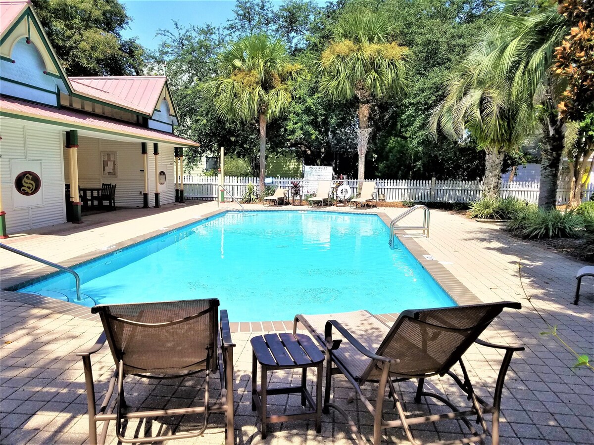 Photo 25 of DESTIN FL-Buy 3 nights get 1 free in 2025 -Walk to beach /community pool/pets ok