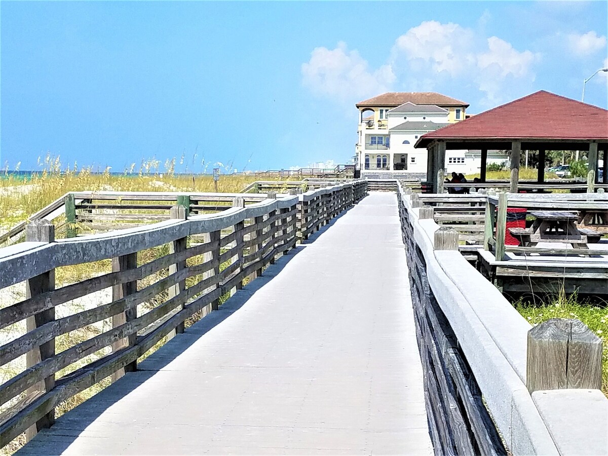 Photo 33 of DESTIN FL-Buy 3 nights get 1 free in 2025 -Walk to beach /community pool/pets ok