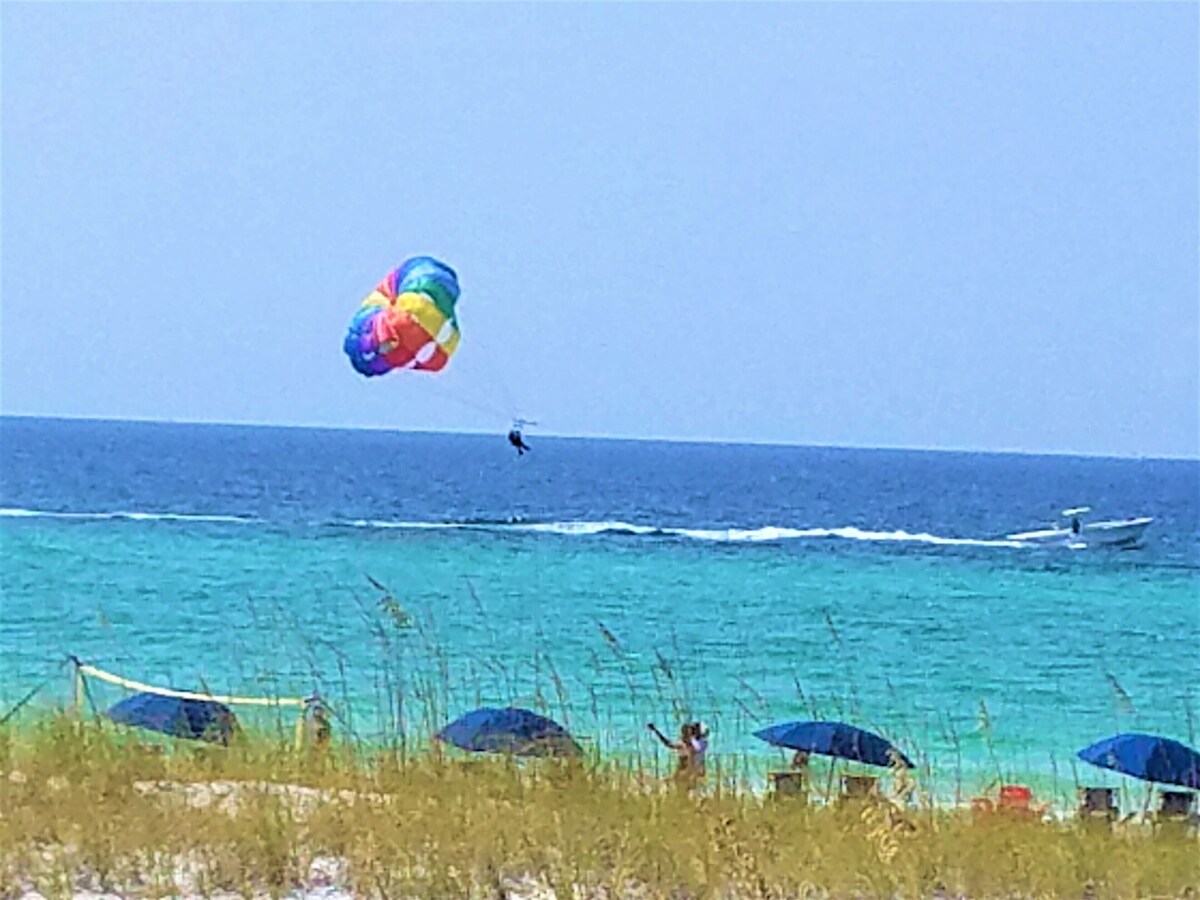 Photo 21 of DESTIN FL-Buy 3 nights get 1 free in 2025 -Walk to beach /community pool/pets ok
