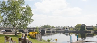Apartment 3 bedroom banagher town centre