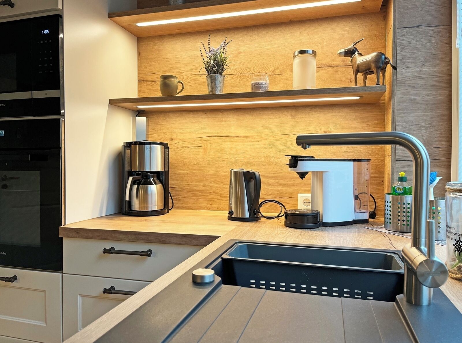 Réfrigérateur, micro-ondes, four, lave-vaisselle