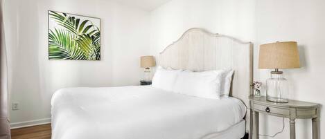 3 habitaciones, tabla de planchar con plancha, cuna de viaje y wifi