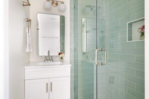Bathtub, hair dryer, towels