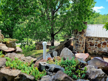 Property grounds. Relax & unwind surrounded by nature @ Lacey Michele's Castle!
-Pet Friendly!