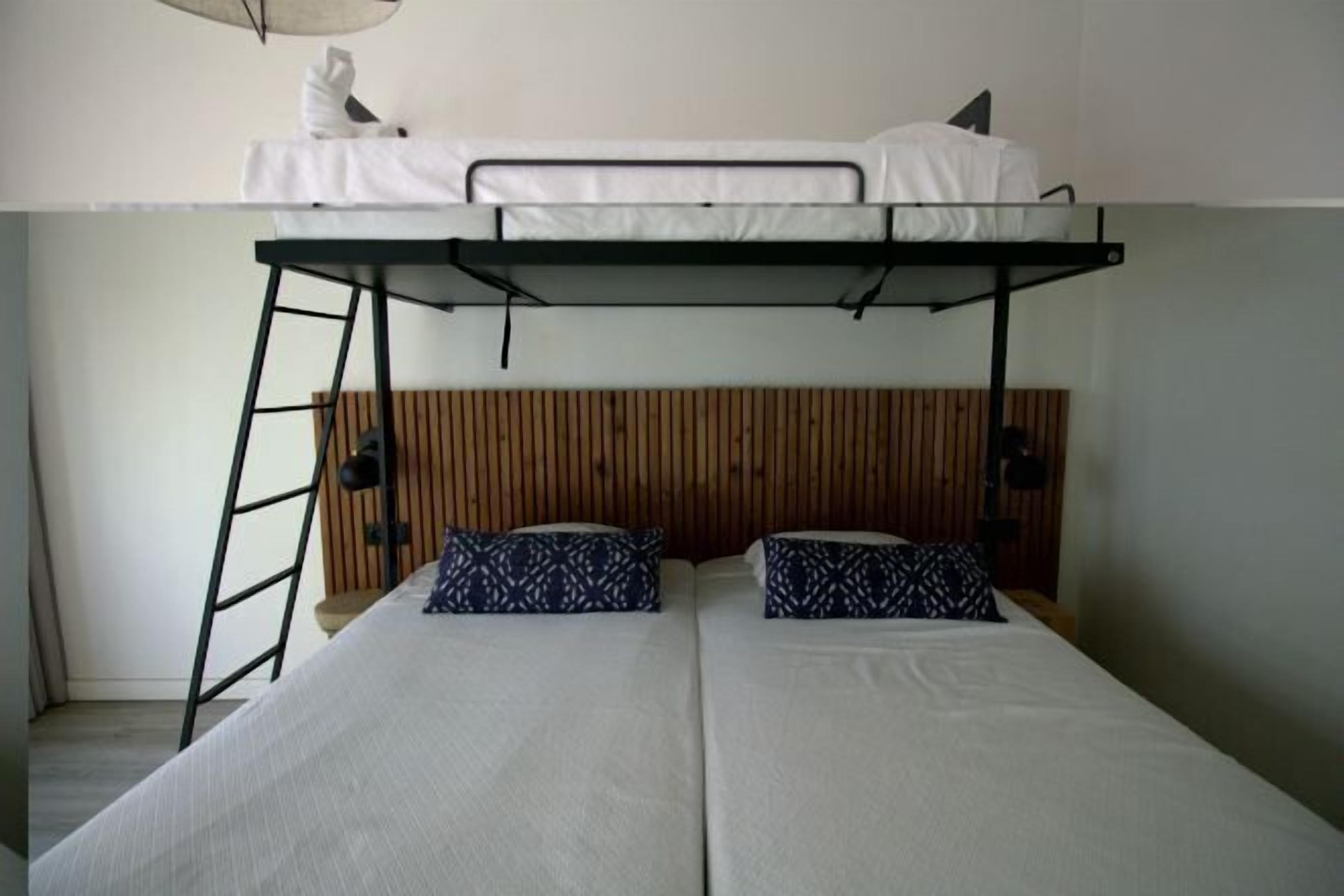 Ropa de cama de alta calidad, wifi gratis y ropa de cama 