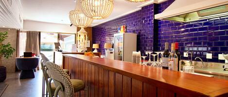 Bar (in der Unterkunft)