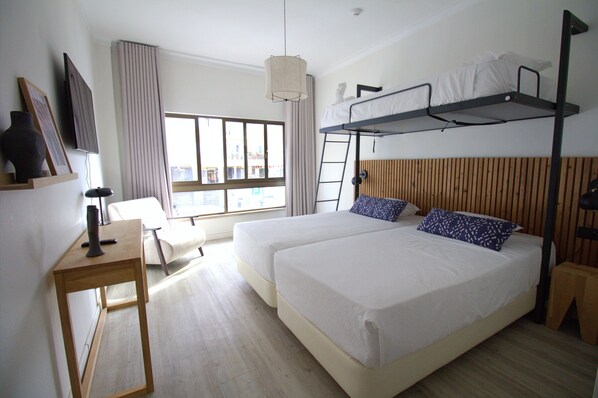 Premium bedding, free WiFi, bed sheets - WOT Costa da Caparica Soul (Almada)