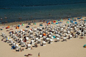 Beach nearby - Balcony Elevator central location House Baltic App.12 - Balcony Elevator central (Sellin)