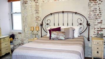 1 chambre, fer et planche à repasser, Wi-Fi gratuit, draps fournis