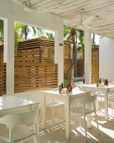 包含每日全套早餐