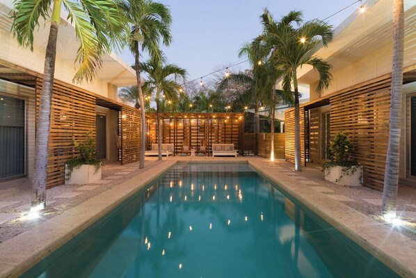 Outdoor pool, sun loungers