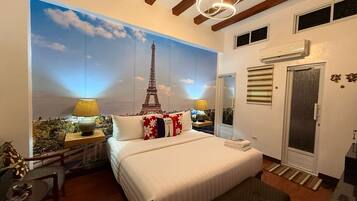 Minibar, coffres-forts dans les chambres, décoration personnalisée