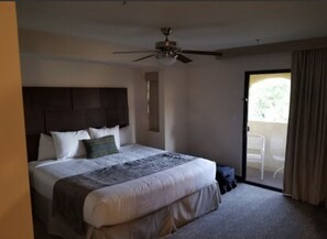 4 soverom, strykejern/-brett, wi-fi og sengetøy