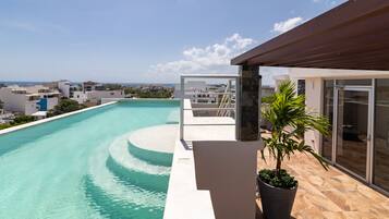 Alberca al aire libre