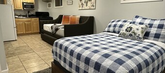 Gorgeous private studio close to EWR, NYC & Kean U