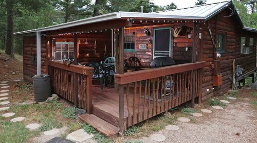 Bear Creek -mökki - Cozy Cabins Real Estate, LLC.