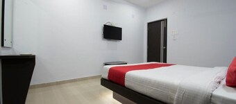 FAMILY ROOM 1-S G INTERNATIONAL
