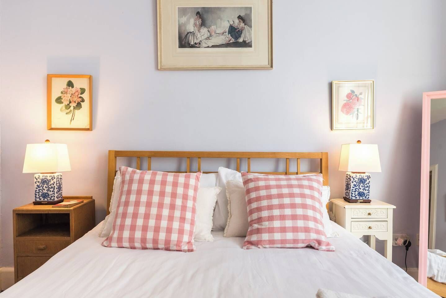 1 soverom, strykejern/-brett, reiseseng for barn og wi-fi