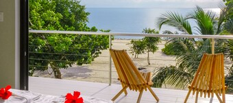 Haus am Meer mit Privatstrand, Kajaks, Dachterrasse, Terrasse und Grill