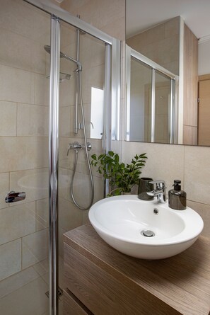 Hair dryer, towels